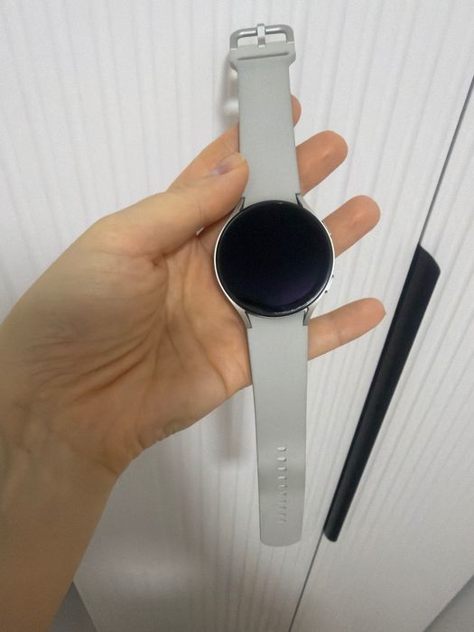 Часы galaksy watch