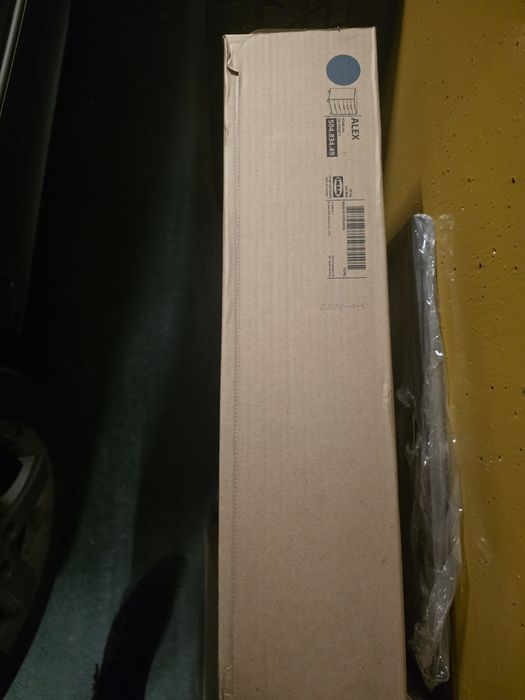 Чисто нови шкафчета икеа