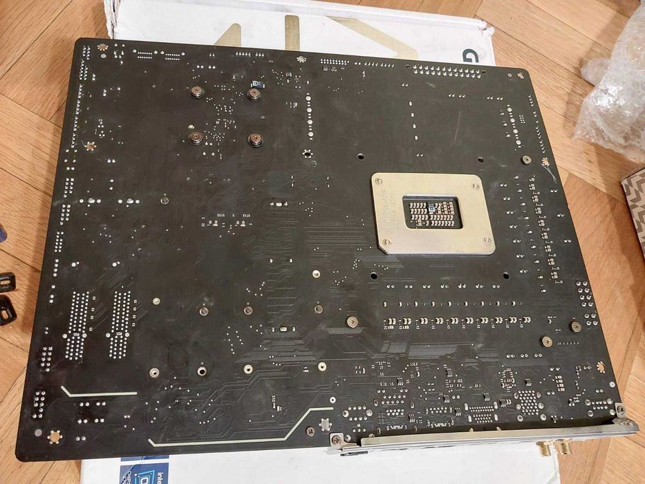 Intel Core i5 14600KF + Gigabyte Z790 Aero G
