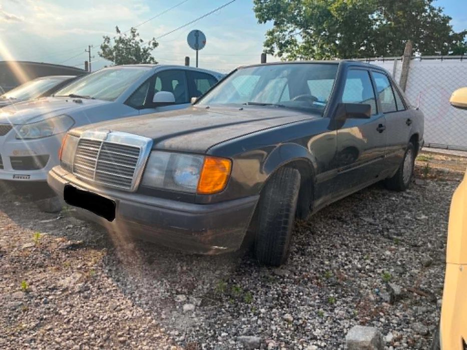 Mercedes 124 200Д 72 к.с. Мерцедес 124 1988г. на части