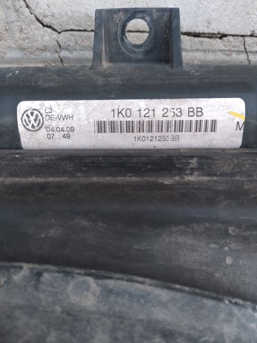 Продам радиаторы на Volkswagen Golf 6