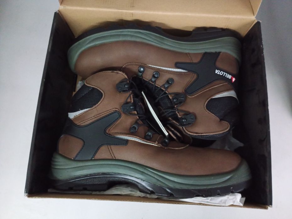 Bocanci de protecție din piele 47 / Ghete cu protectie