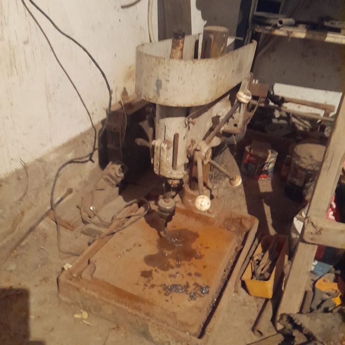 Продам сверлильный станок советский