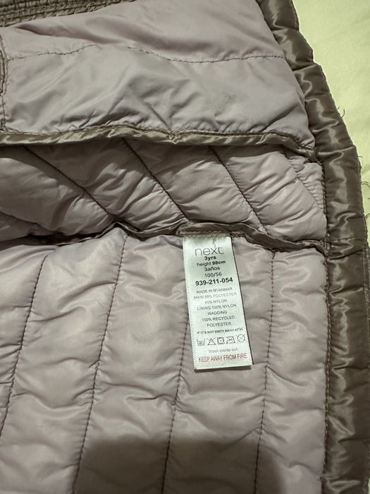 Продам детские куртки