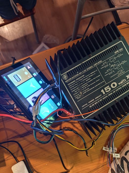 Усилвател с медия. ТОП ЦЕНА