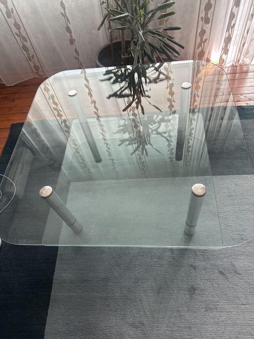 De vânzare măsuță de cafea din sticlă și inox