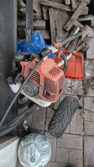 Motocoasa benzina Demon