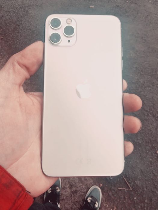 Продам айфон 11 про макс 64гб