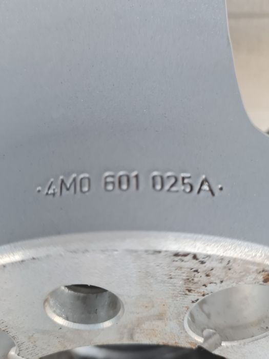 Оригинални джанти за АУДИ AUDI VW SEAT SKODA R18 5x112 ET25 8 J