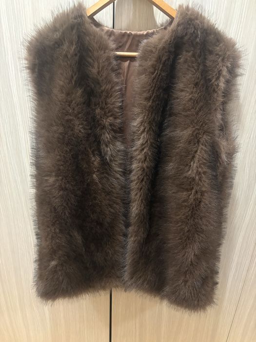 Стилен кафяв елек