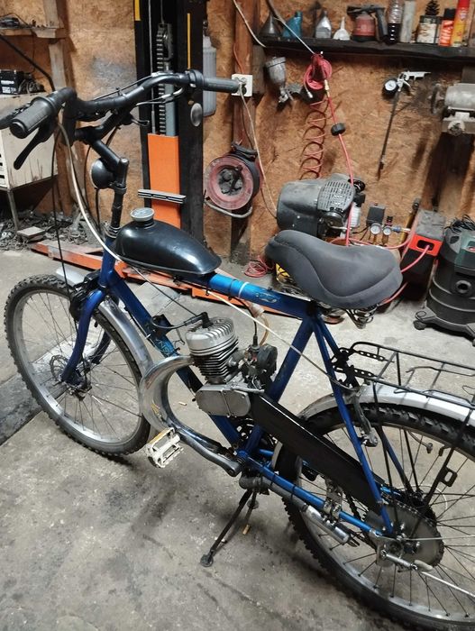 Bicicleta cu motor electrica