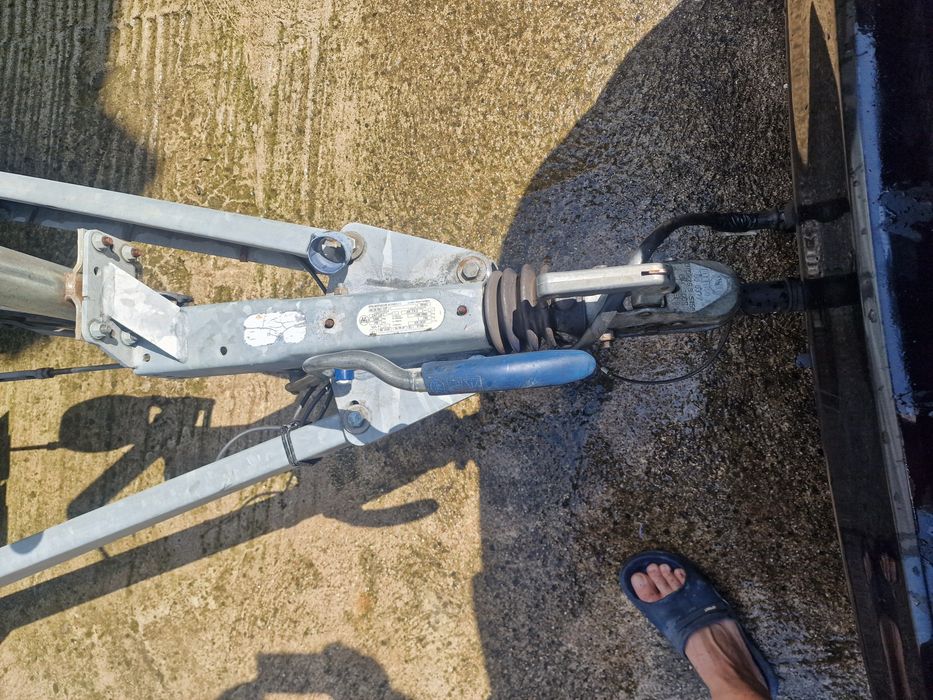 Vand remorca Harpert 2000kg, an 2010 Inmatriculata recent