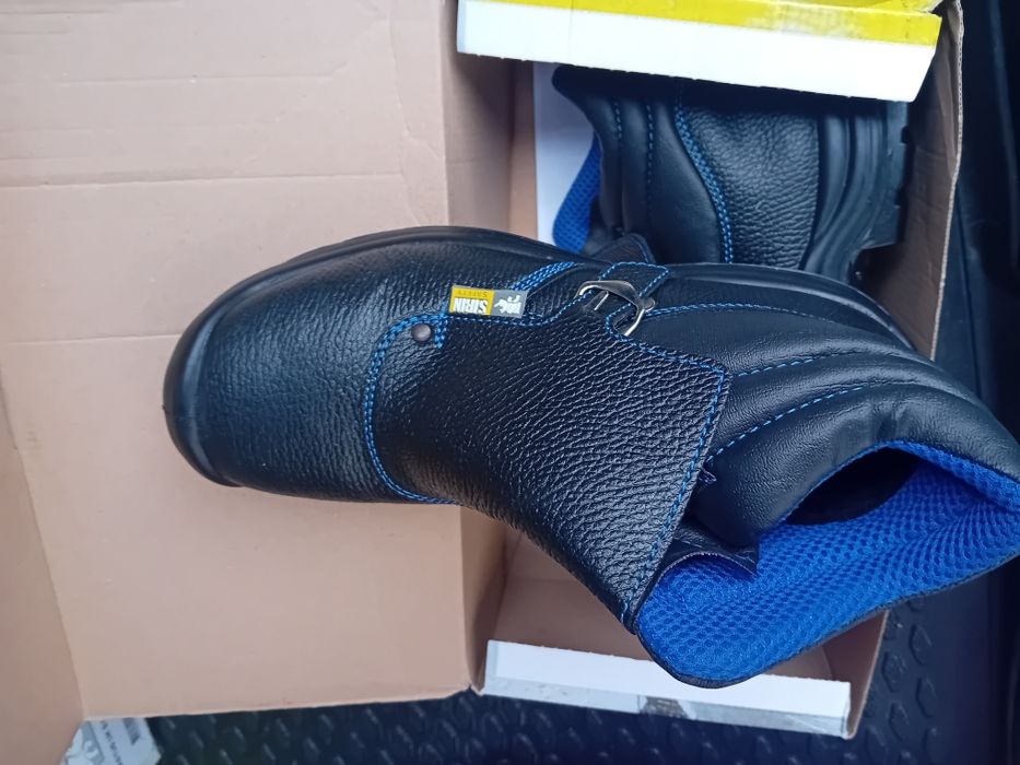 Ghete ptr muncitori.