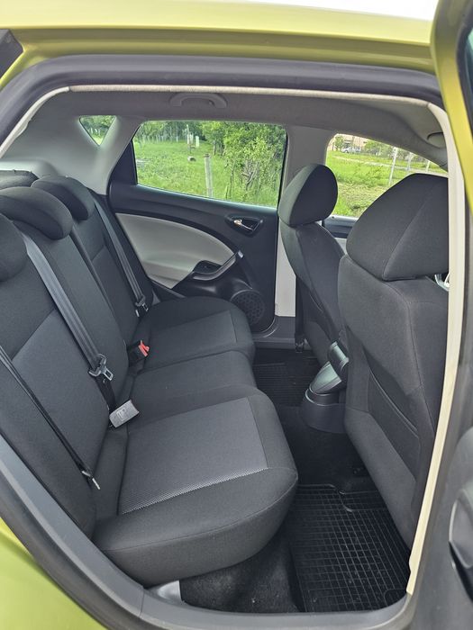 Seat Ibiza 6j 1.6 Benzina [ 2750 € ]