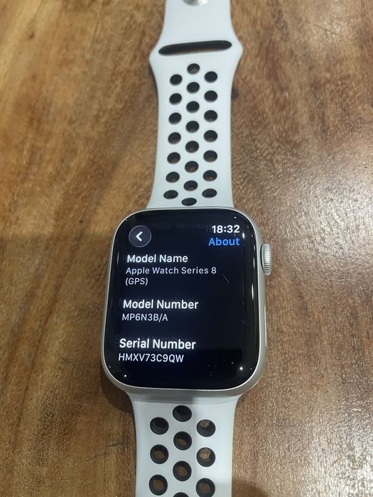 Apple watch 8 45mm GPS
