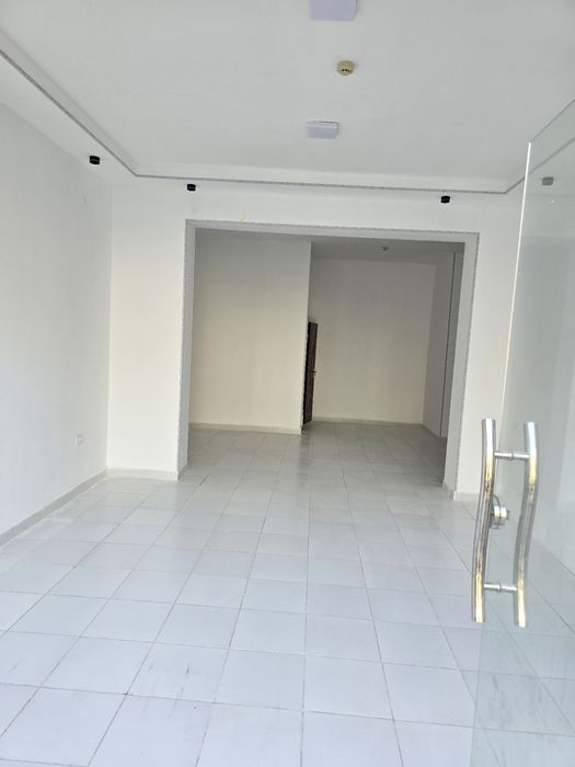 Нотурар [савдо дукони]  бино ва подвал ижарага берилади.