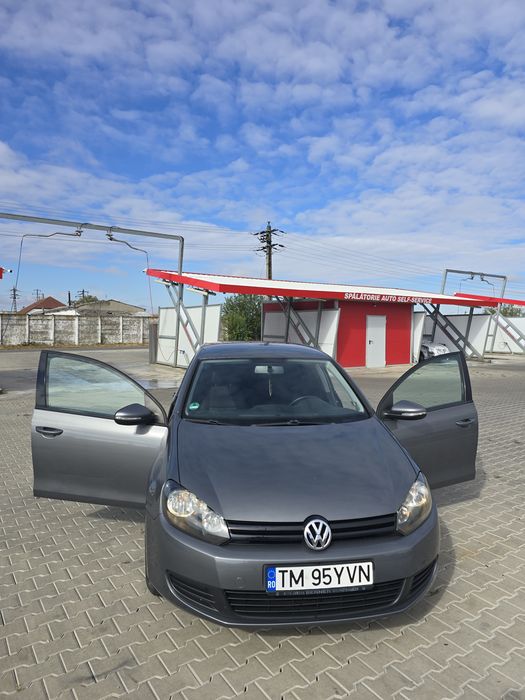 VW Golf 6 1.6 Benzină 102 CP – 2009 – 219.000 km