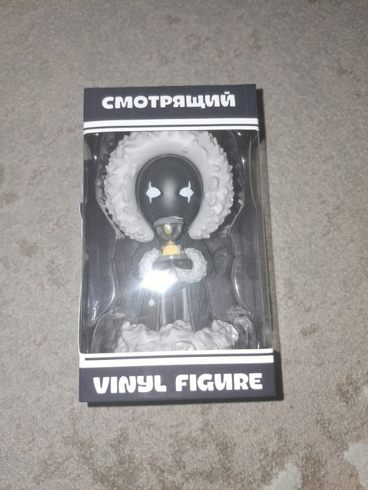 Мерч Лололошки Смотрящий