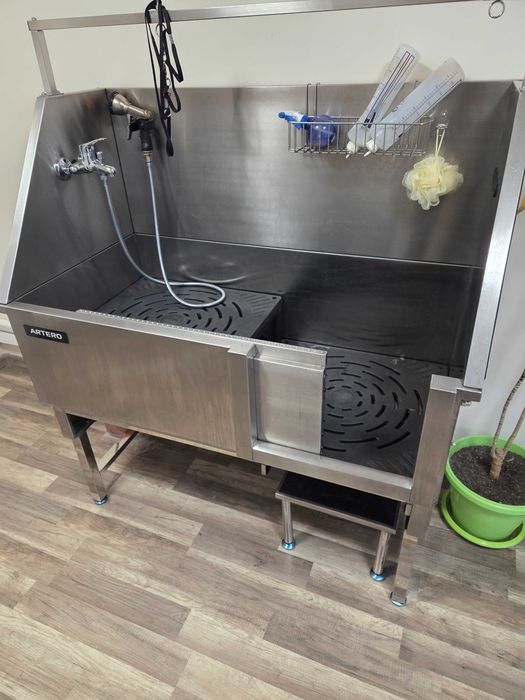 Вана за къпане на кучета (Груминг)