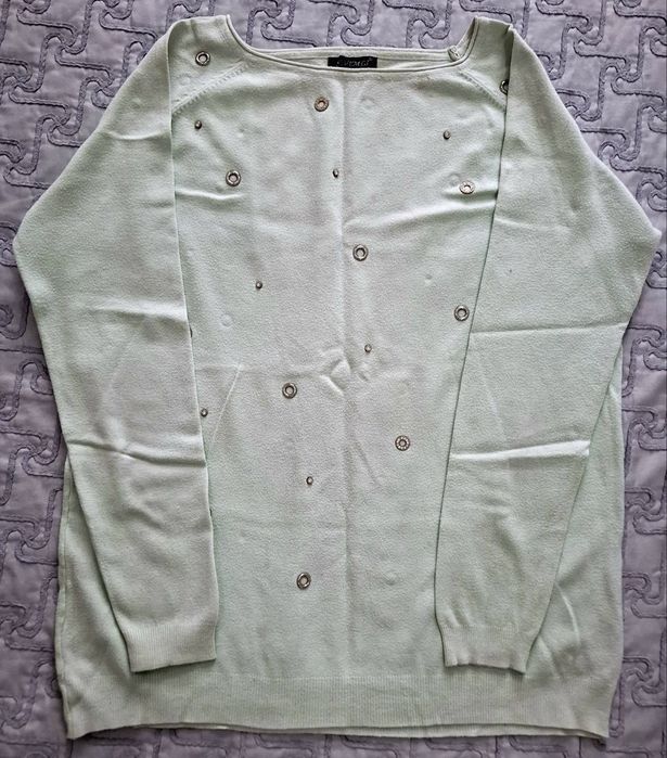 Разбираю гардероб.Все вещи фирменные, одетые пару раз.р 48-50.