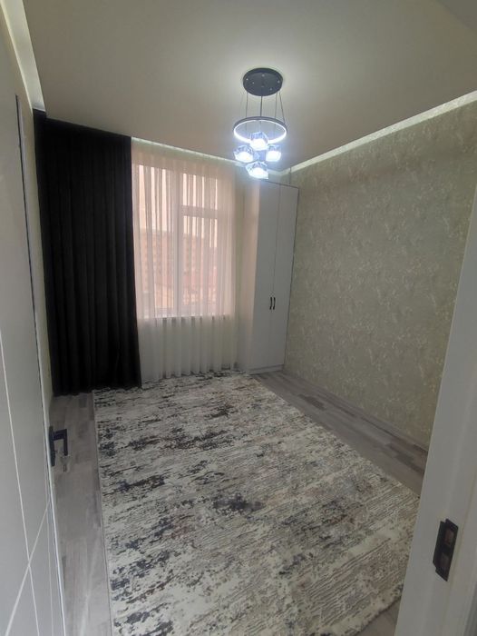 Samarqand shaxrida joylashgan 3 xonali uy sotiladi