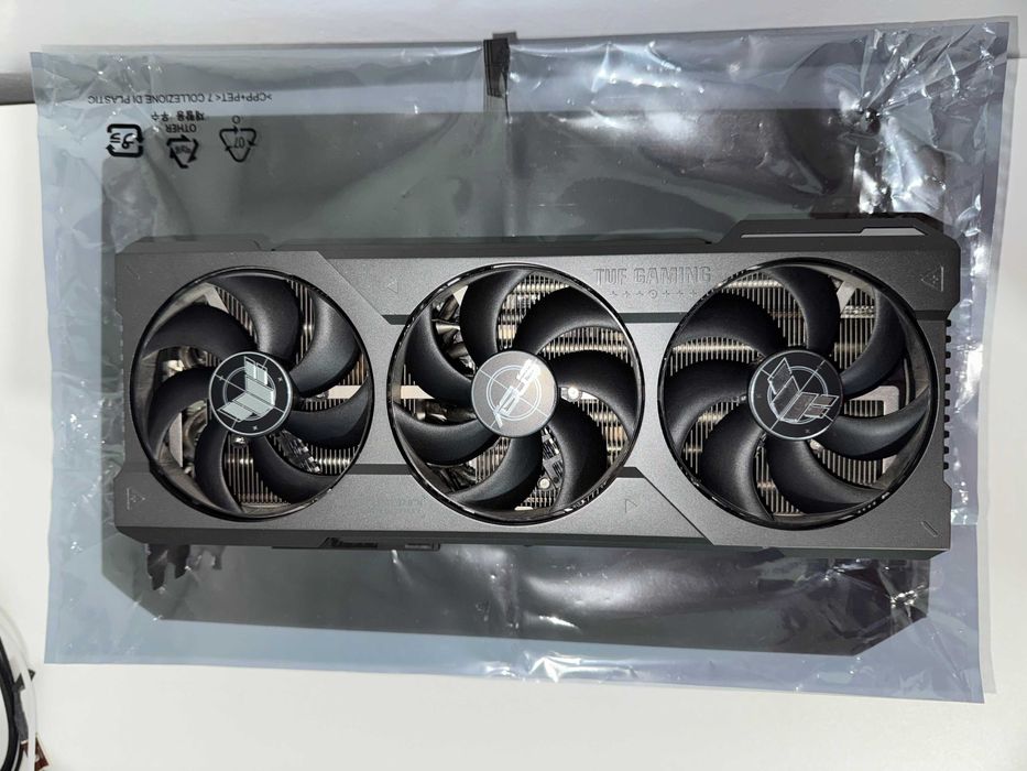 ASUS TUF Gaming GeForce RTX 4080 OC 16GB
