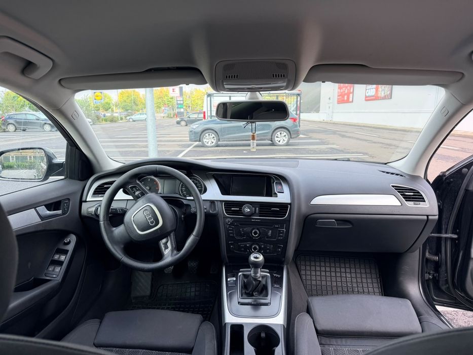 AUDI A4 Avant 2011 — imagine 4