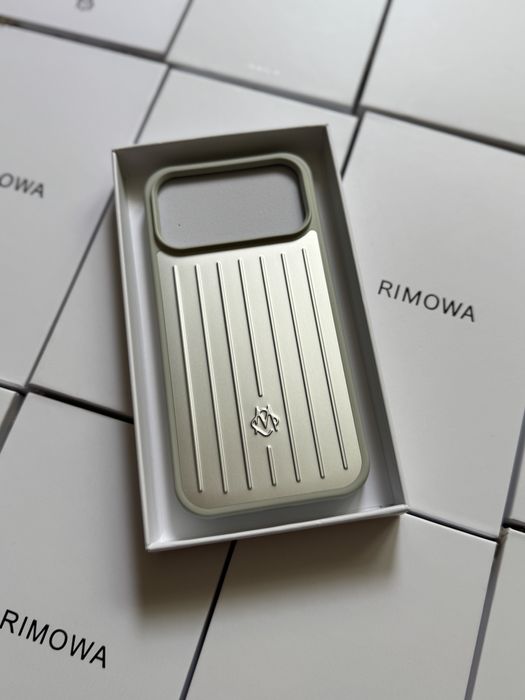 Husa RIMOWA - iPhone 17 Pro Max Cosmic Orange / Silver / Black / Deep Blue / Green