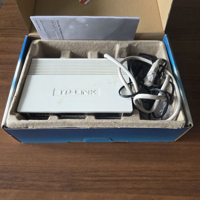 Модем+маршрутизатор TP-LINK TD-8816