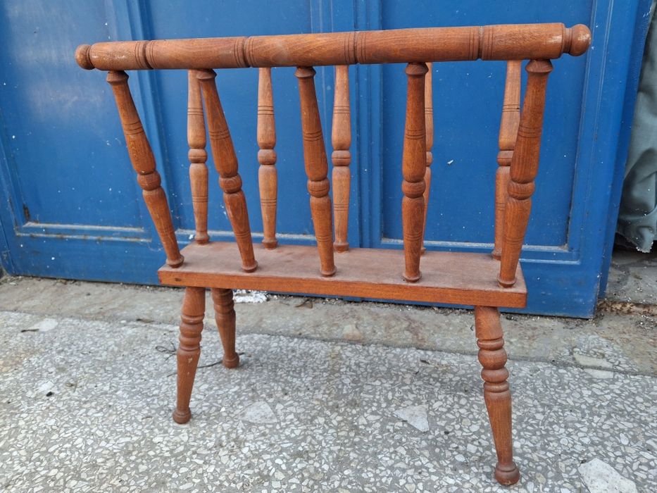 Вилица и лъжица дърворезба, стойка за вестници.