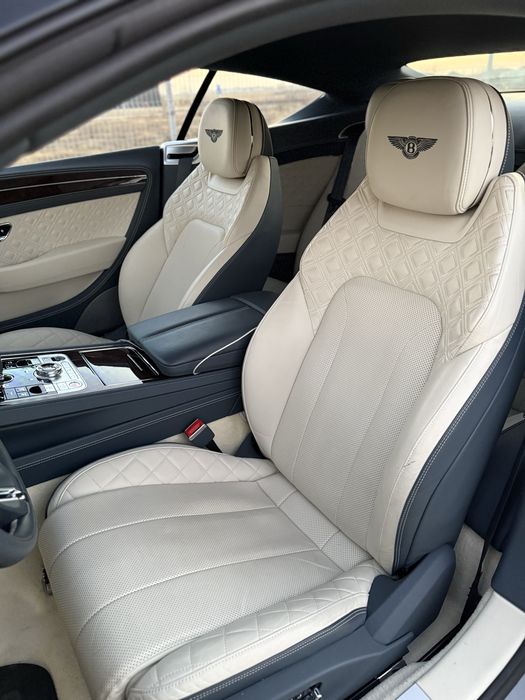 Vand Bentley Continental GT V8S , Cristale,  4.0L, 2022, 38 mii km !