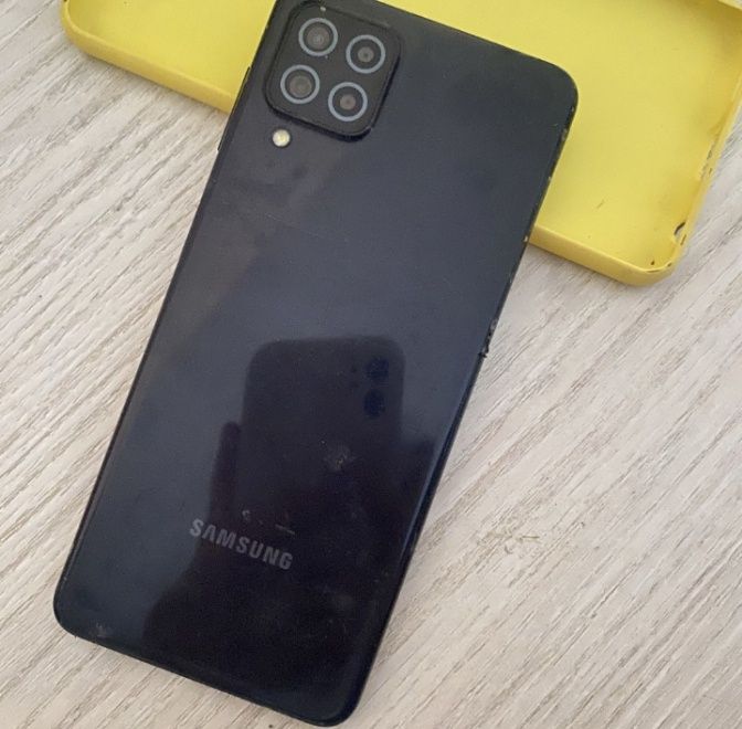 Продам телефоны Samsung