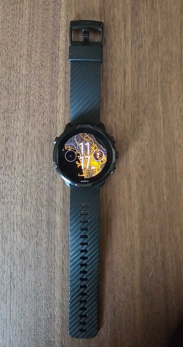Suunto 7 – смарт-часы с множеством спортивных функций