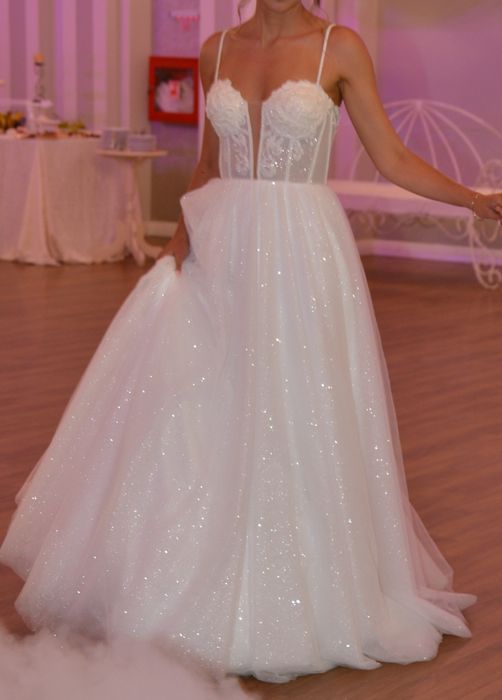 Vand rochie de mireasa