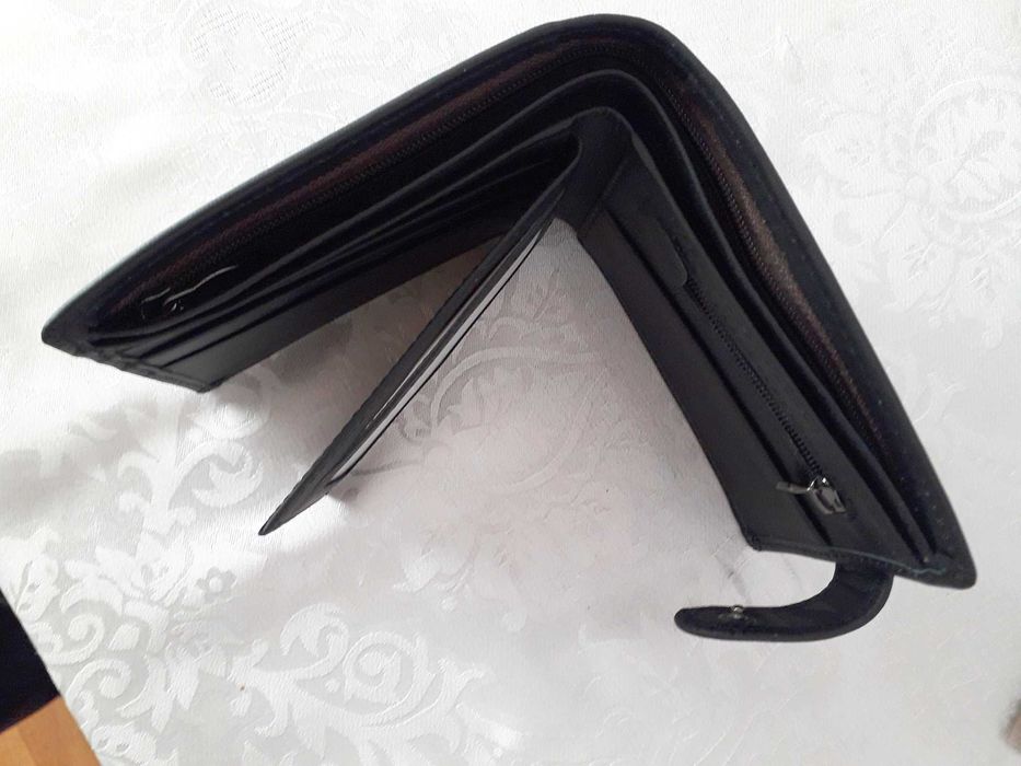 Луксозен мъжки портфейл – естествена кожа