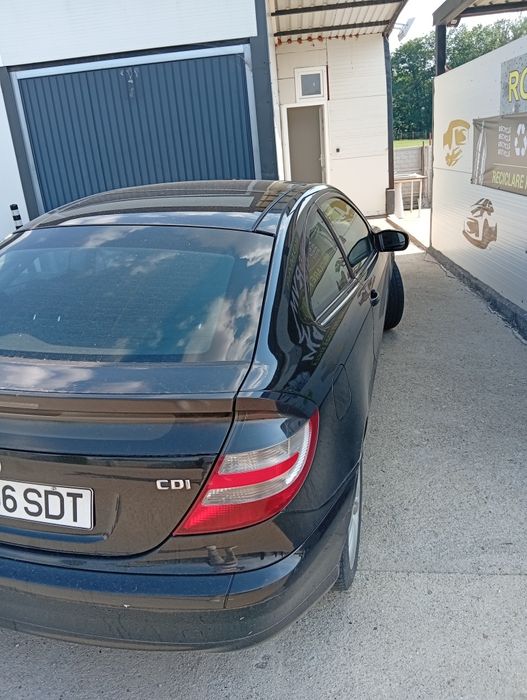 Vind mașină Mercedes