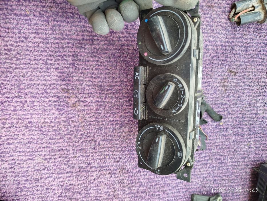 Продам запчасти на автомобиль