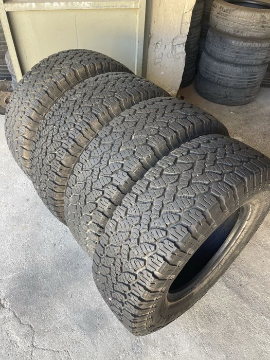 285/70/17 General Grabber AT гуми за джип
