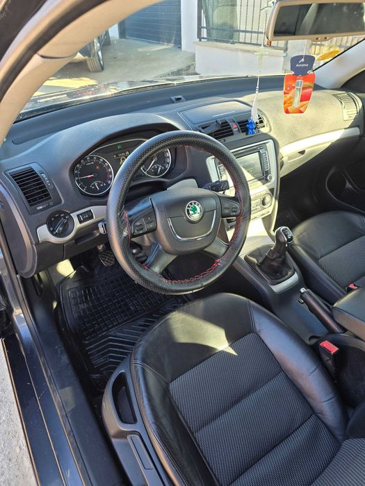 Skoda octavia II facelift