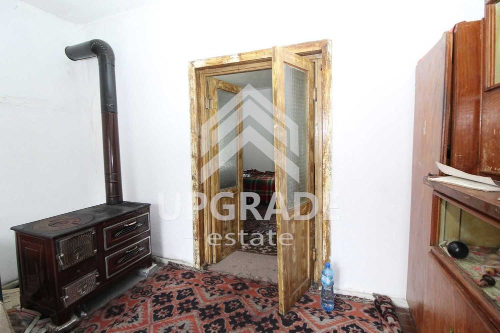 Къща в с.Средногорци