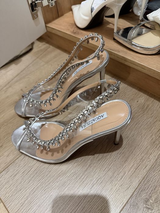 Дамски обувки на висок ток токчета Aquazurra