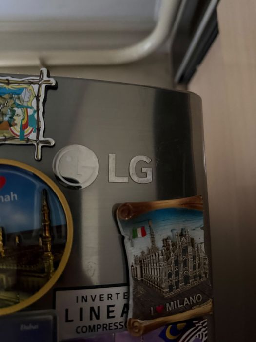 Холодильник LG Inverter Linear Compressor в отличном состоянии