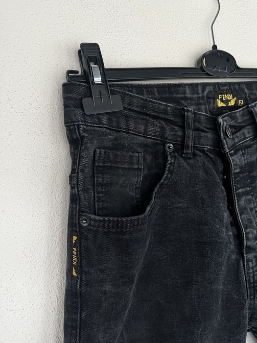 Blugi fendi barbati