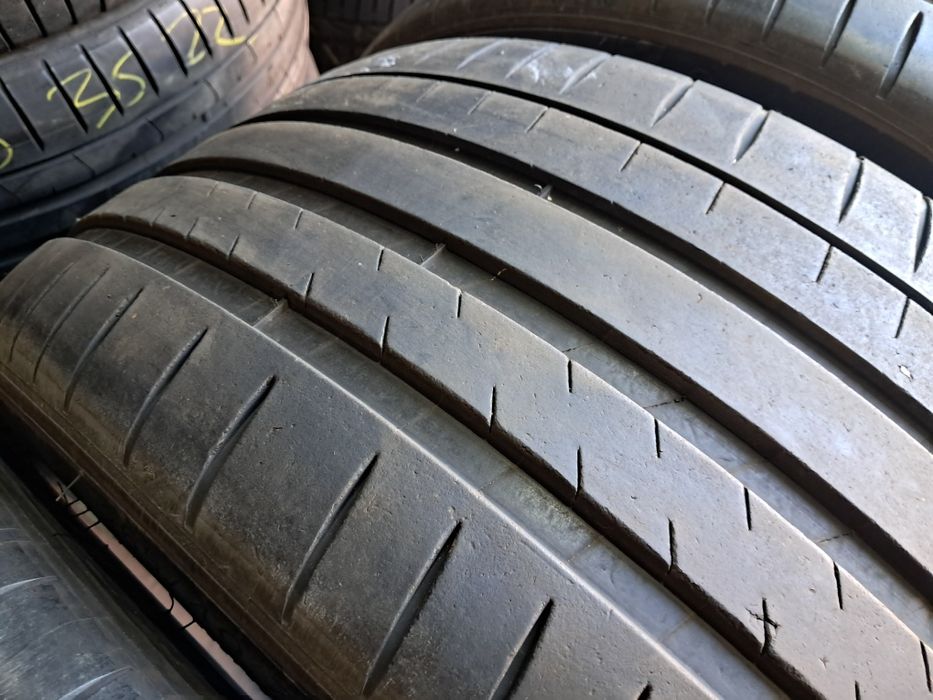 Anvelope second vara 265 40 R21/295 35 R21 Michelin