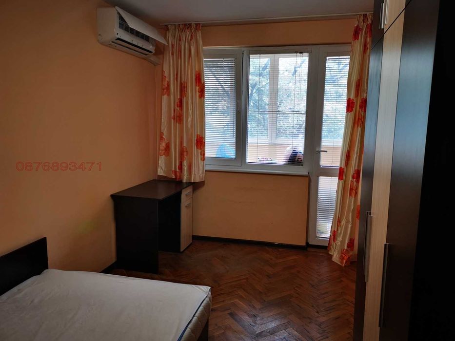 Дава се под наем Тристаен апартамент в Варна, Център - 70 кв.м за 561 € - Снимка #5