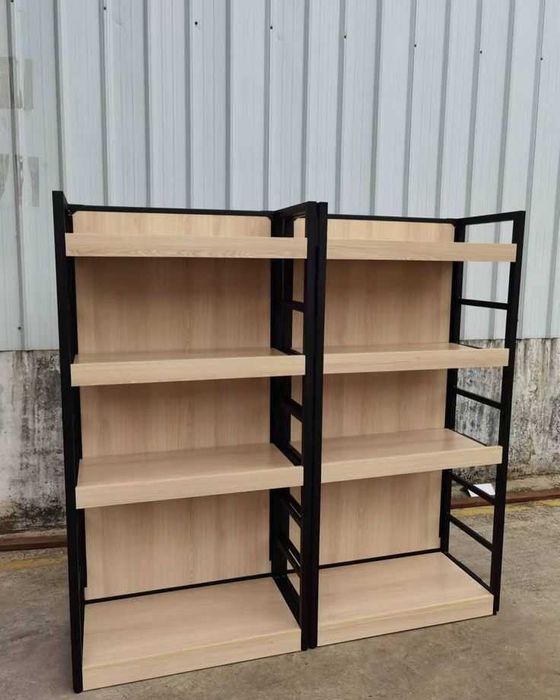 Прилавки, стеллажи, витрины для магазинов на заказ.