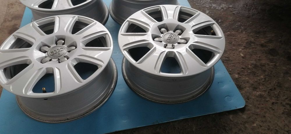 Оригинални джанти за Audi q3 6.5x16 et33 централен отвор 57