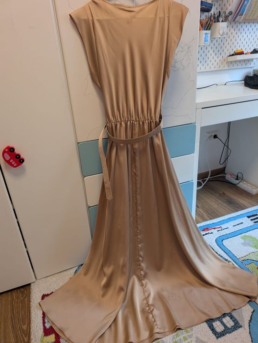Rochie de seară aurie