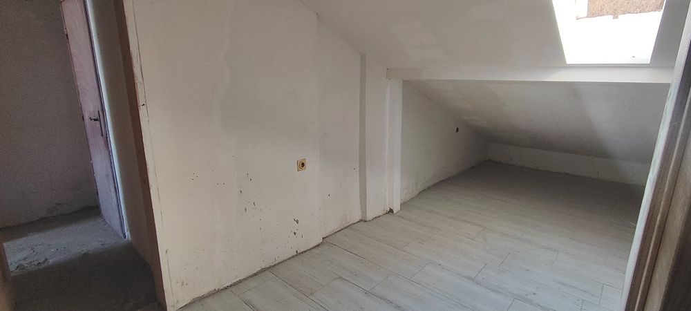 Продава се Ателие в Варна, Лятно кино Тракия - 18 кв.м за 1439 €/кв.м - Снимка #10