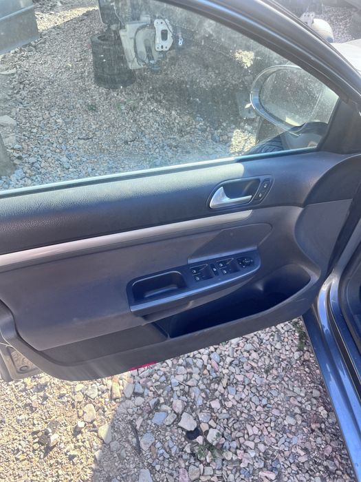 Volkswagen Golf 5 2.0TDI BMM НА ЧАСТИ